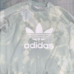 Adidas crewneck